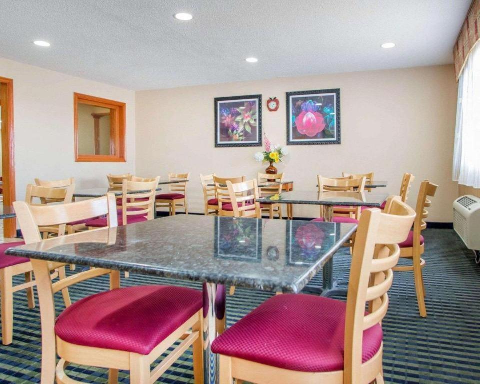 Quality Inn Ottawa Near Starved Rock State Park Eksteriør billede